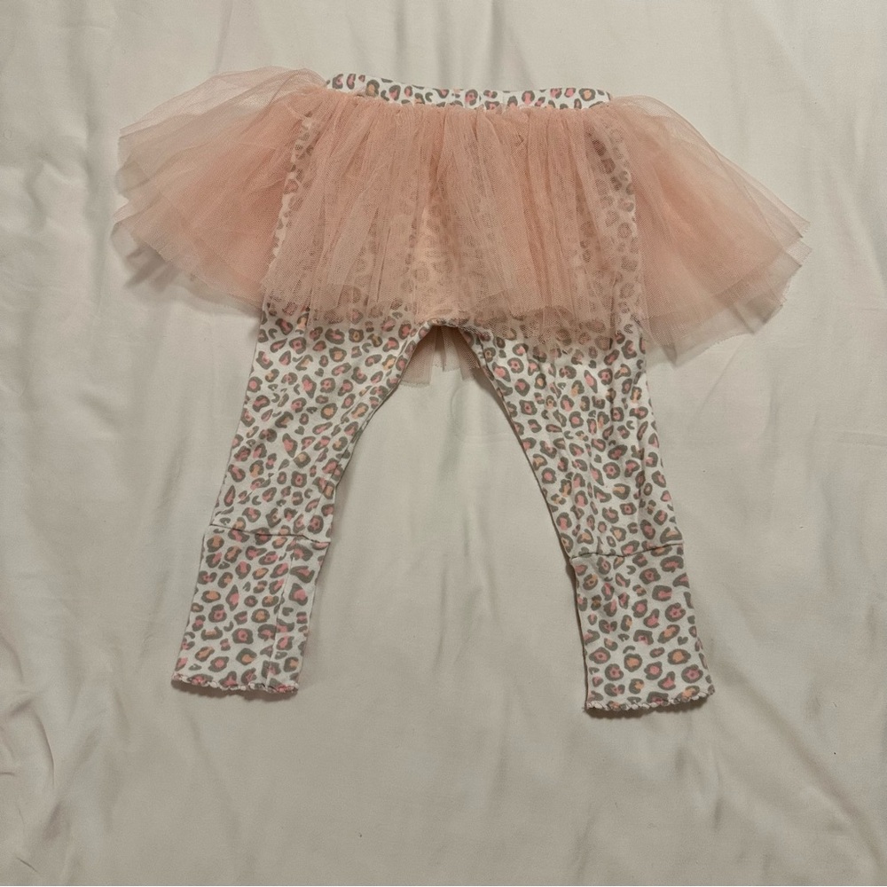 Mudpie Leopard Print Leggings with Peach Tulle Skirt Size 0-6M